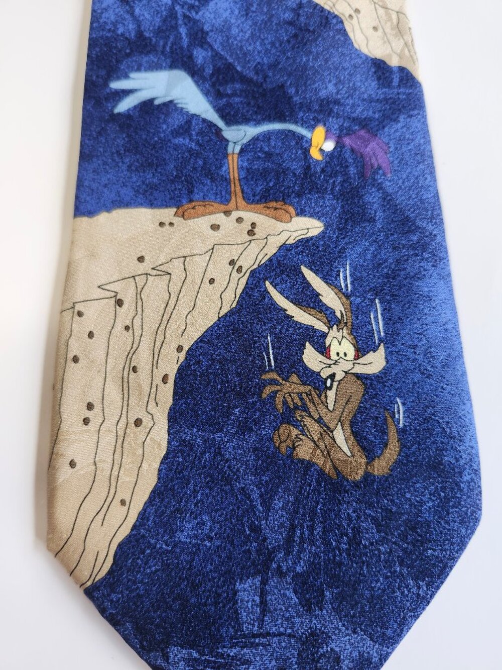 Vintage Looney Tunes Blue Tie Wile E Coyote + Roadrunner 1995 100% Silk - Picture 5 of 8